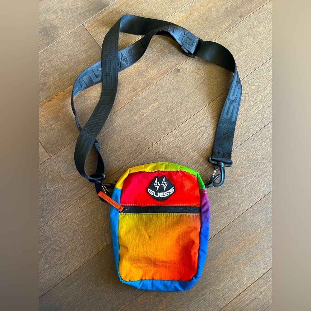 Guess J.Balvin cross body/belt festival bag 2020
